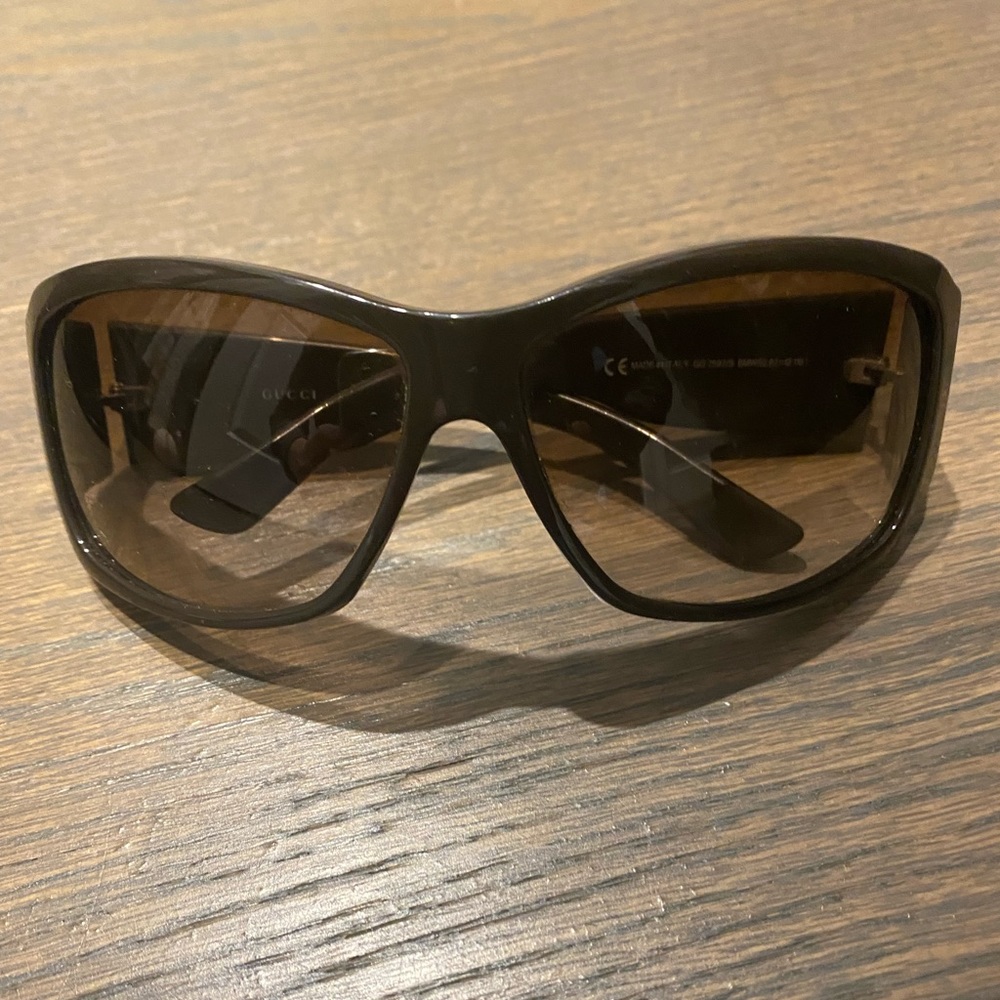 Gucci sunglasses - grey ish brown. Worn lightly